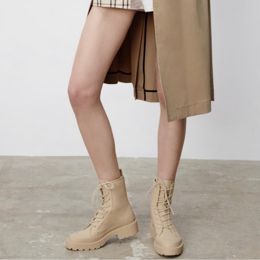 Zara beige lace up boots Rubberized low heel